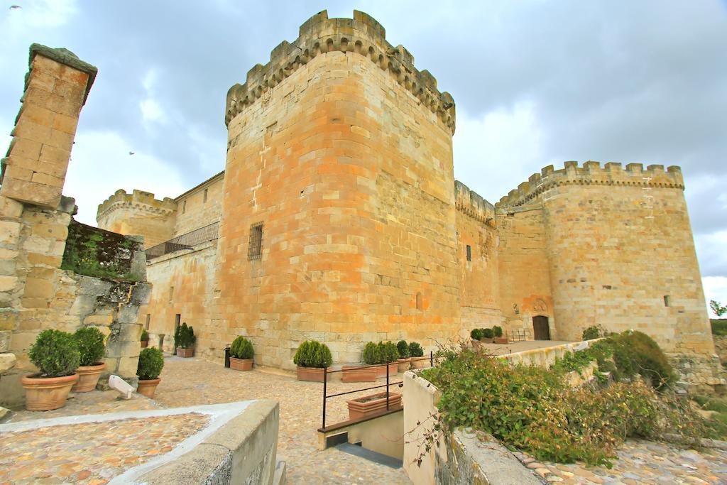 Posada Real Castillo Del Buen Amor Topas Kültér fotó
