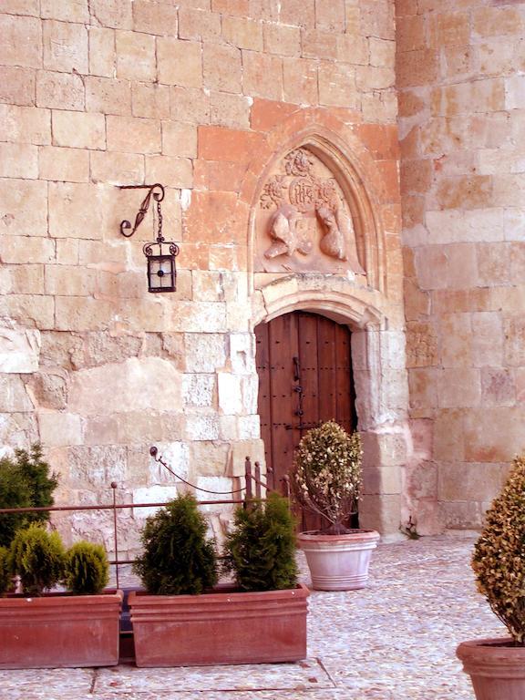 Posada Real Castillo Del Buen Amor Topas Kültér fotó