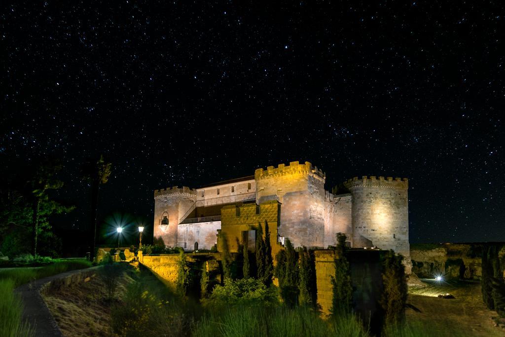 Posada Real Castillo Del Buen Amor Topas Kültér fotó