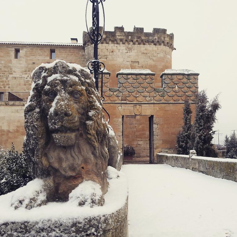 Posada Real Castillo Del Buen Amor Topas Kültér fotó