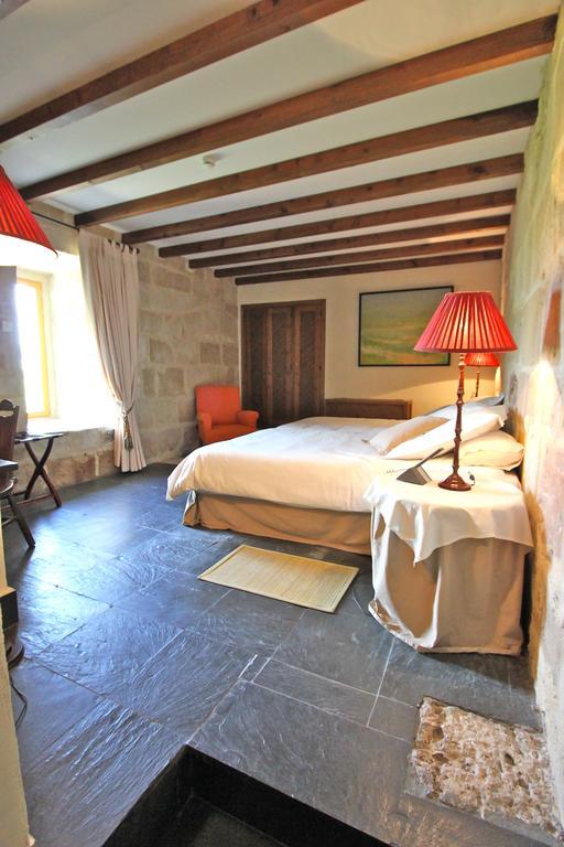 Posada Real Castillo Del Buen Amor Topas Kültér fotó