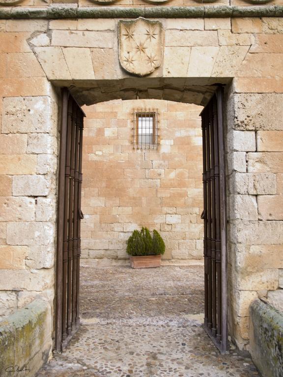 Posada Real Castillo Del Buen Amor Topas Kültér fotó