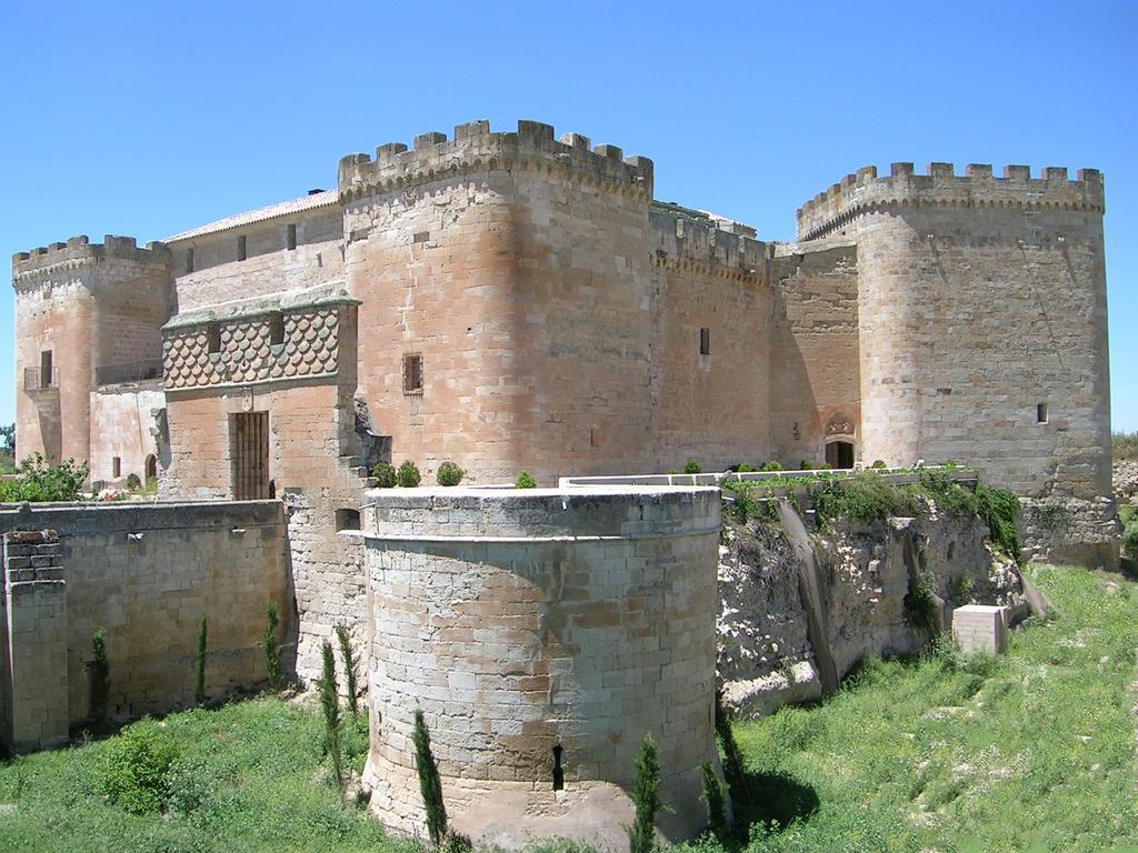Posada Real Castillo Del Buen Amor Topas Kültér fotó