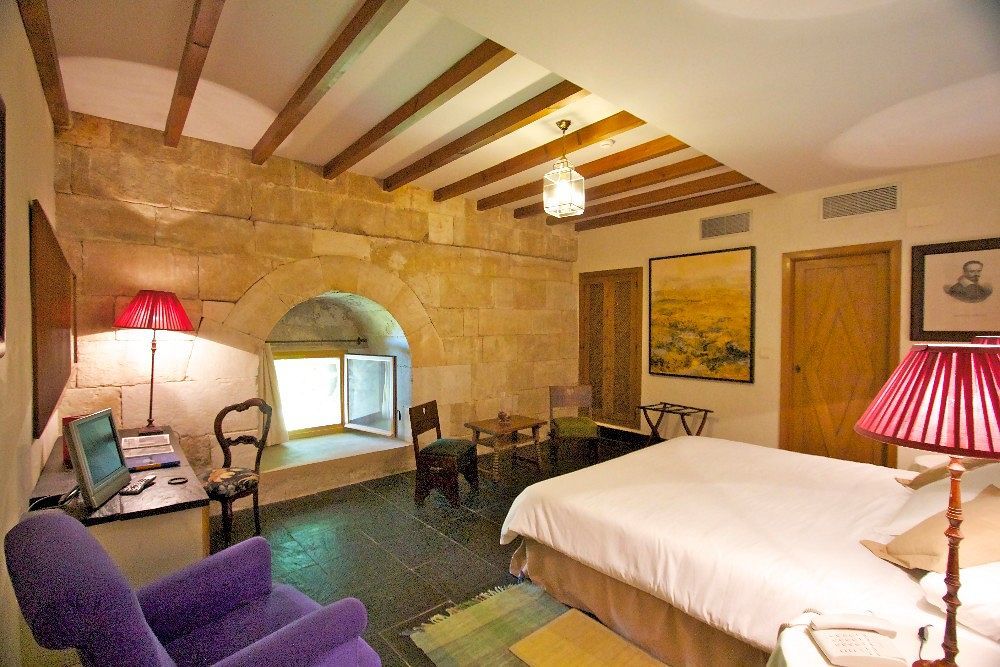 Posada Real Castillo Del Buen Amor Topas Kültér fotó